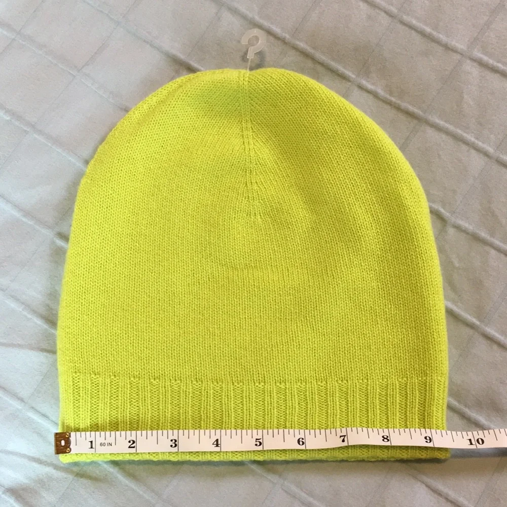 100% Cashmere Knit Beanie Reversible by St. Bernard